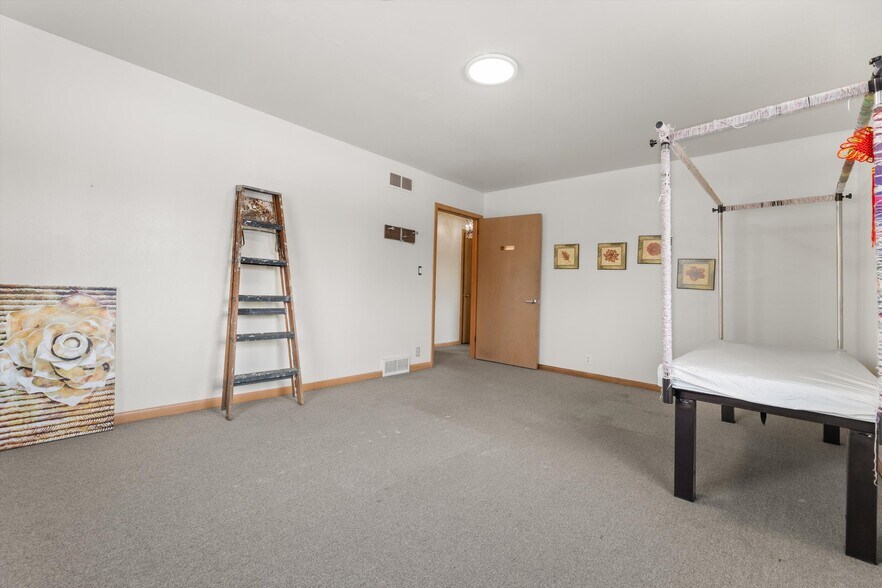 More Photos Of 11801 W Janesville Rd, Hales Corners Office For Sale