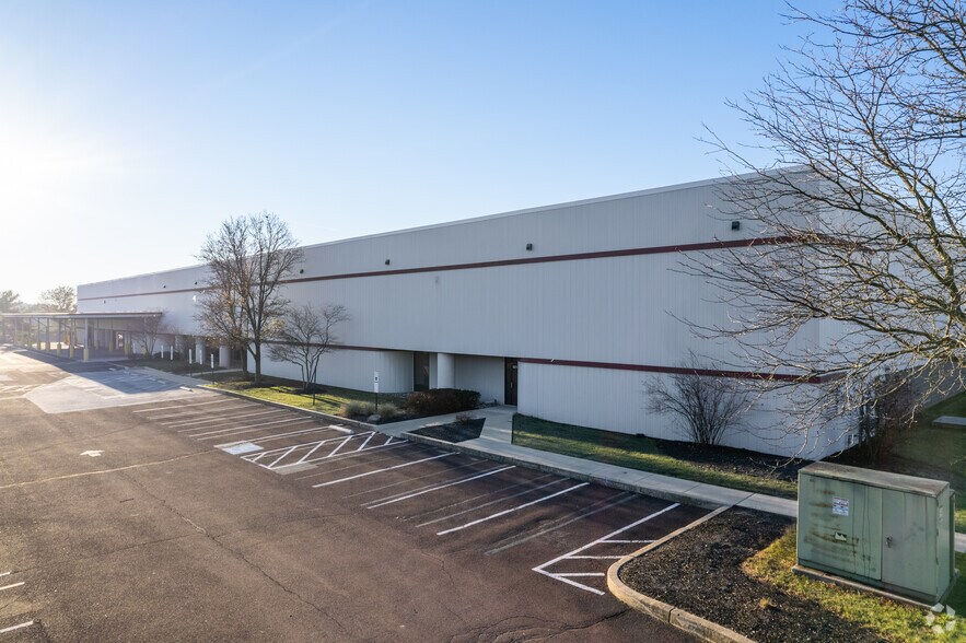 More Photos Of 2001 Gehman Rd, Harleysville Manufacturing For Lease
