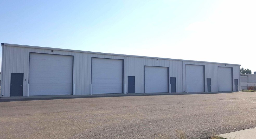 More Photos Of 6450 E Yellowstone Hwy, Evansville Warehouse For Lease