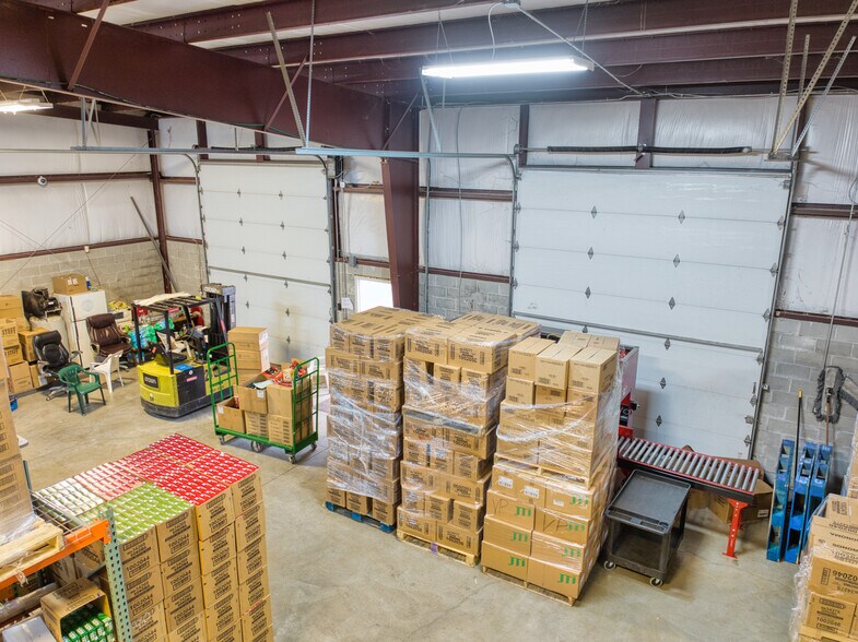 More Photos Of 2488 Williams Hwy, Williamstown Distribution For Lease