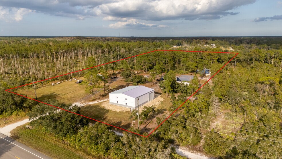 More Photos Of 34872 US Highway 441 N, Okeechobee Warehouse For Lease