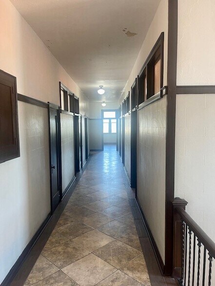 More Photos Of 47 N Grant St, Stockton Storefront Retail Residential For Sale