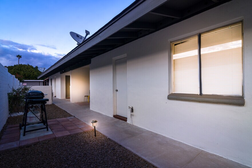 More Photos Of 528 W La Jolla Dr, Tempe Apartments For Sale