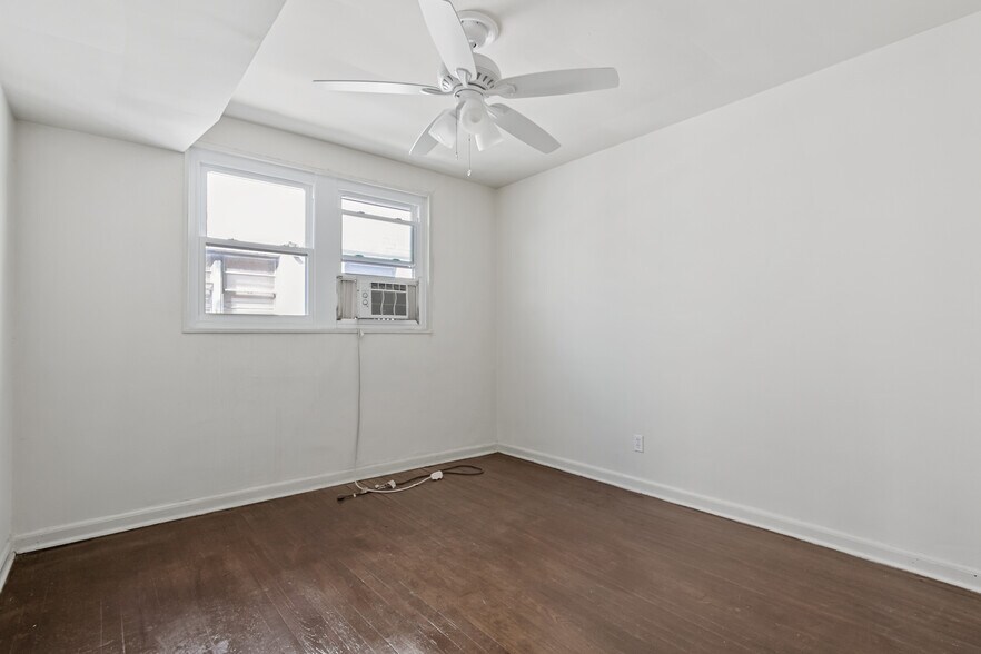 More Photos Of 1823-1825 E Capitol St SE, Washington Apartments For Sale