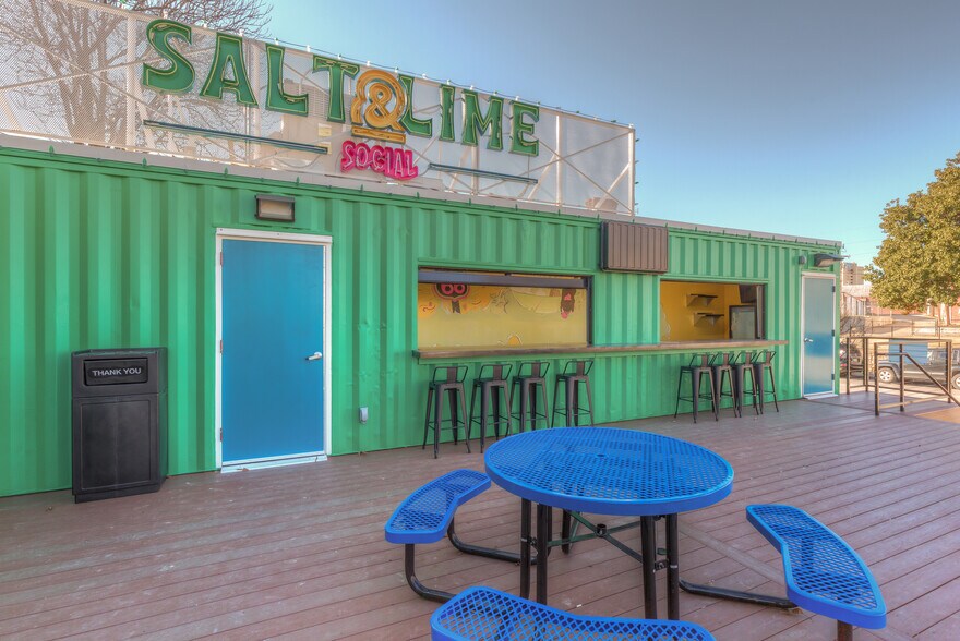 More Photos Of 1121 S Elgin Ave, Tulsa Sports And Entertainment For Lease