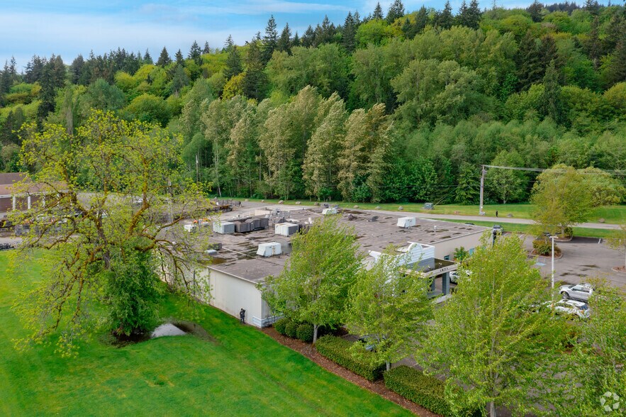 More Photos Of 1871 NW Gilman Blvd, Issaquah Flex For Lease