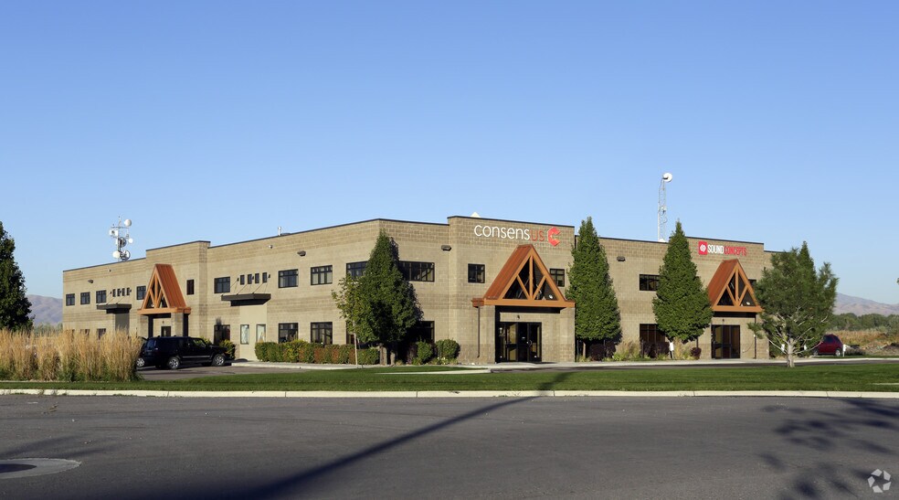 Primary Photo Of 782 S Auto Mall Dr, American Fork Showroom For Lease