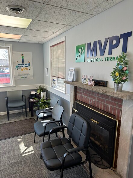 More Photos Of 40 S River Rd, Bedford Medical For Sale