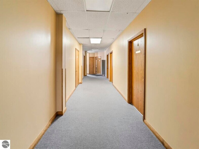 More Photos Of 180 S Benzie Blvd, Beulah Storefront Retail Office For Sale