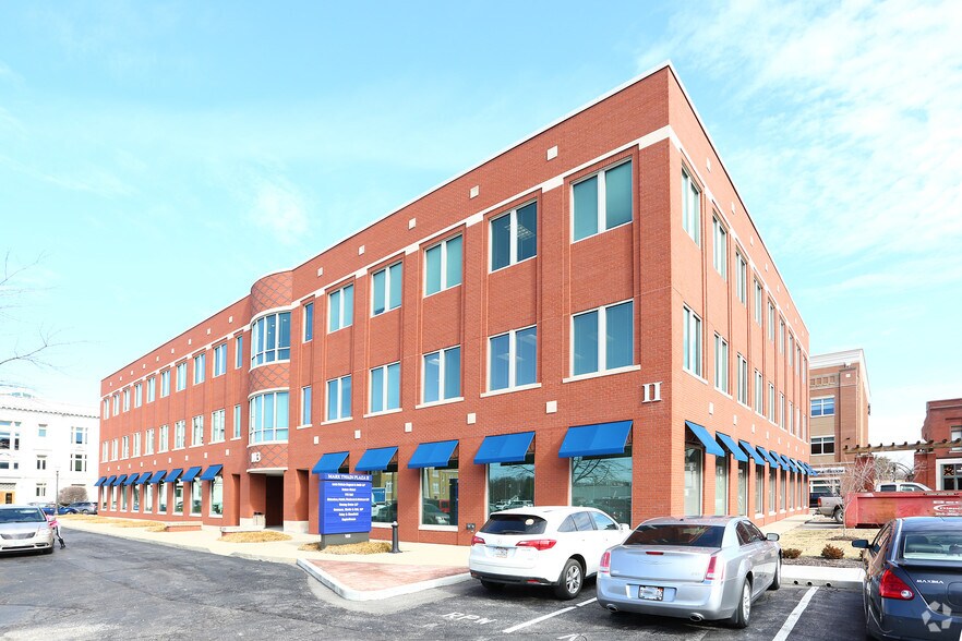 More Photos Of 103 W Vandalia St, Edwardsville Office For Lease
