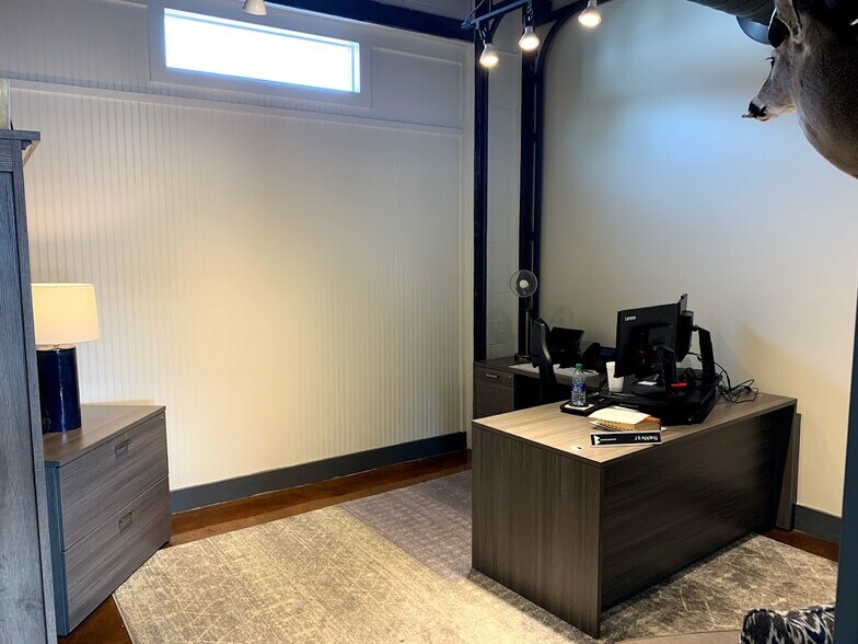 More Photos Of 1701 28th Ave S, Homewood Freestanding For Sale