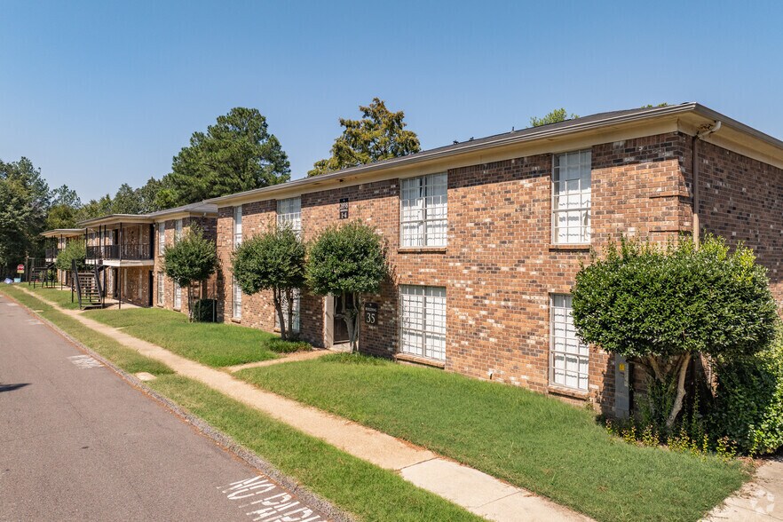 More Photos Of 3896 Chippewa Rd, Memphis Apartments For Sale