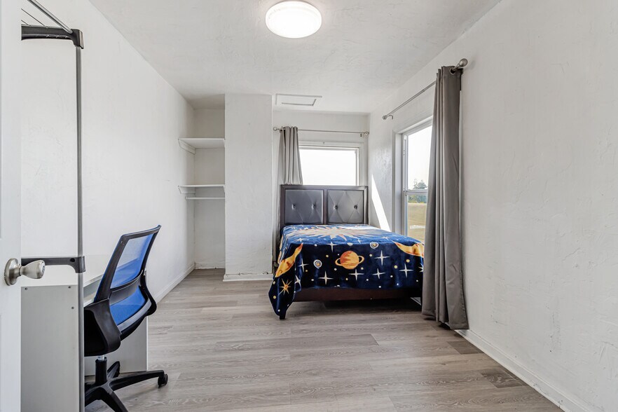 More Photos Of 1360 Berkeley Way, Berkeley Apartments For Sale