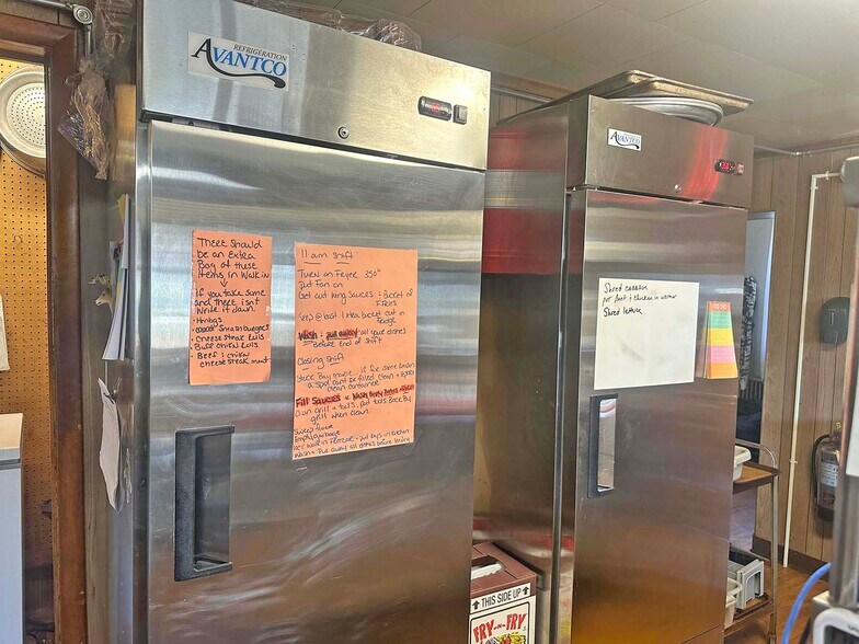 More Photos Of 982 W Center St, Sheppton Bar For Sale