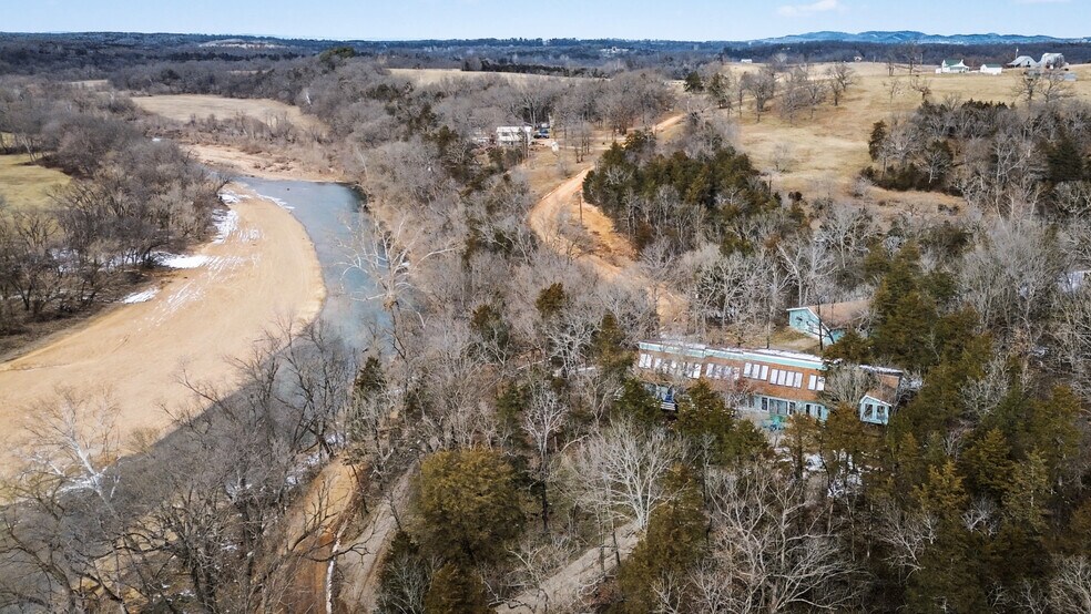 More Photos Of 2759 County Road 411, Berryville Hotel For Sale