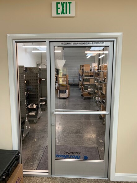 More Photos Of 3000 Bunsen Ave, Ventura Manufacturing For Lease