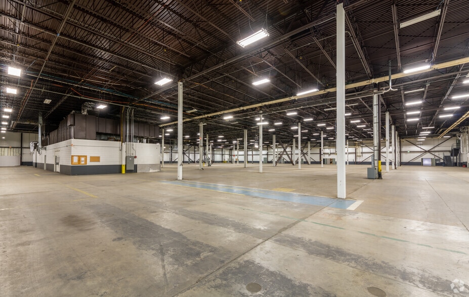 More Photos Of 121 Technology Dr, Durham Unknown For Lease