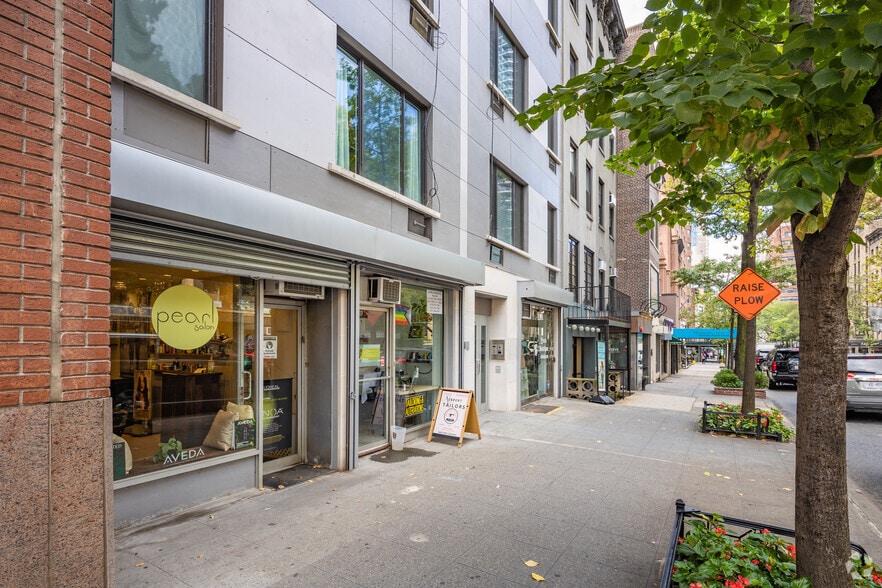 More Photos Of 244-246 E 60th St, New York Apartments For Lease