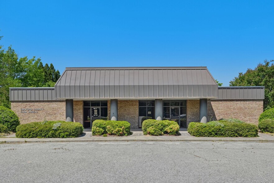 More Photos Of 3311 Burlington Rd, Greensboro Office For Sale