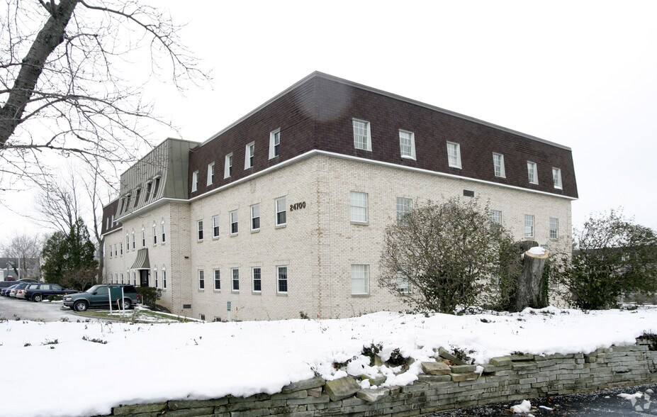 More Photos Of 24700 Center Ridge Rd, Westlake Medical For Lease