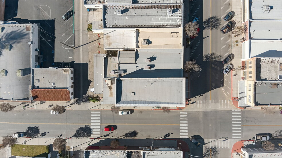 More Photos Of 948 E Main St, Santa Paula Bank For Sale