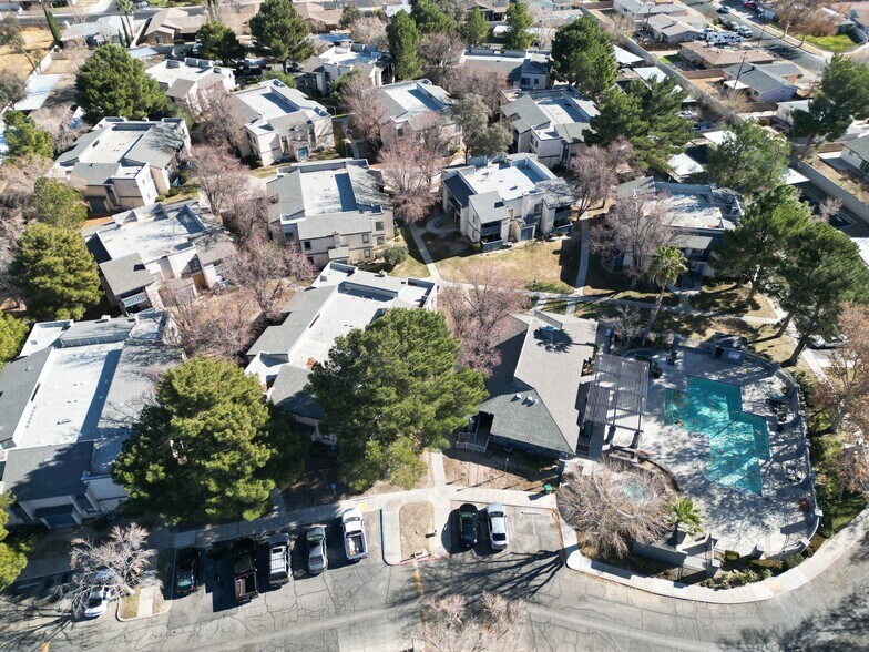 More Photos Of 1210-1340 Meadow View Ln, Lancaster Apartments For Sale