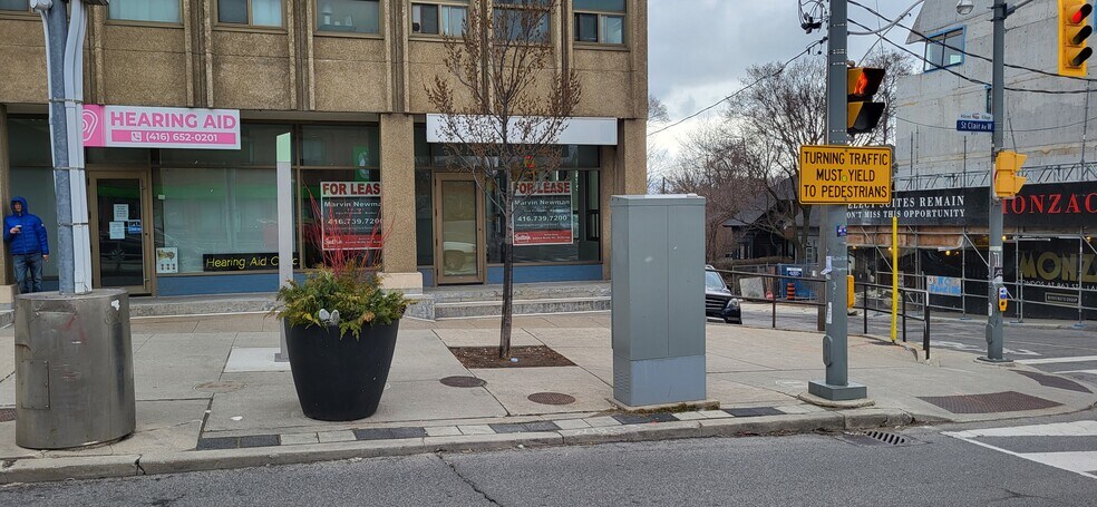 More Photos Of 845-851 St Clair Av W, Toronto Office For Lease