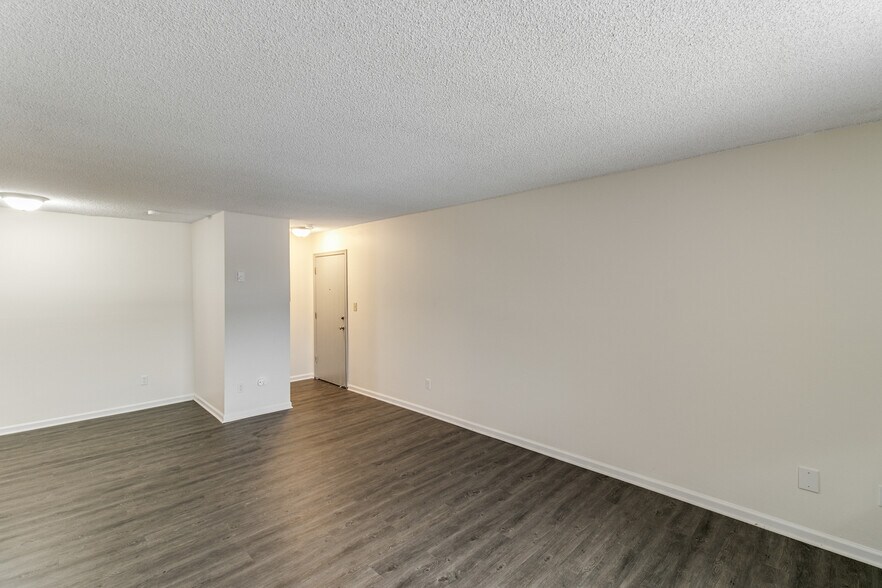 More Photos Of 186 1st St, Olivet Apartments For Sale