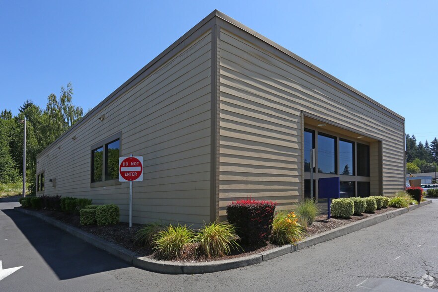 More Photos Of 6829 NE Highway 99, Vancouver Fast Food For Sale