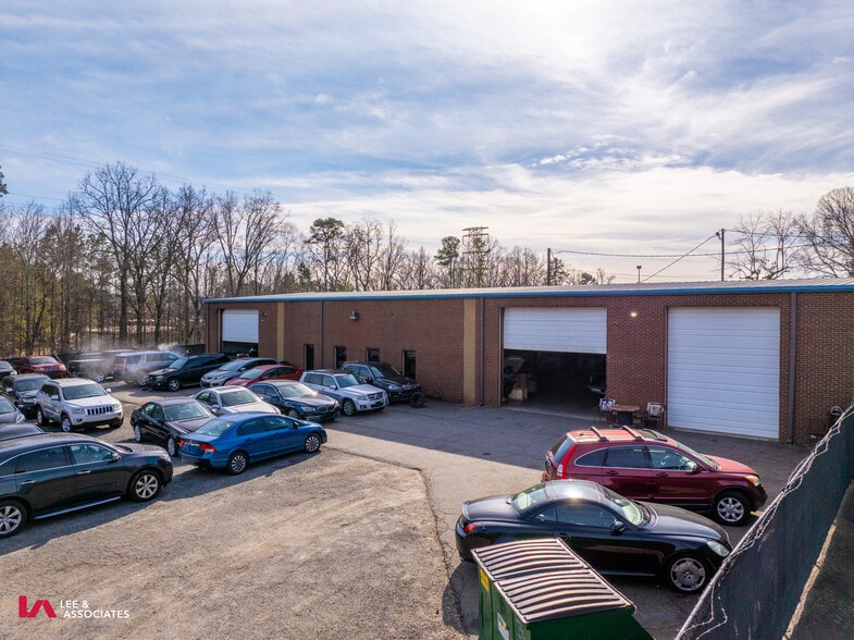 More Photos Of 289 N Price Rd, Sugar Hill Light Manufacturing For Lease