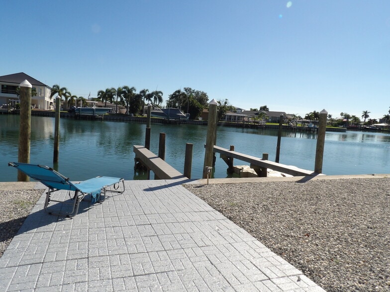 More Photos Of 11705 3rd St E, Treasure Island Apartments For Sale