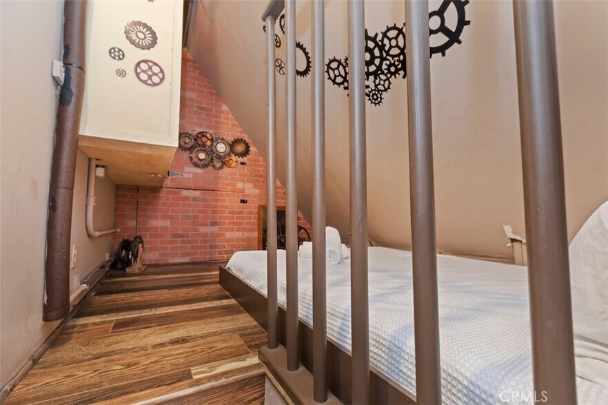 More Photos Of 1 Anderson St, Seal Beach Specialty For Sale