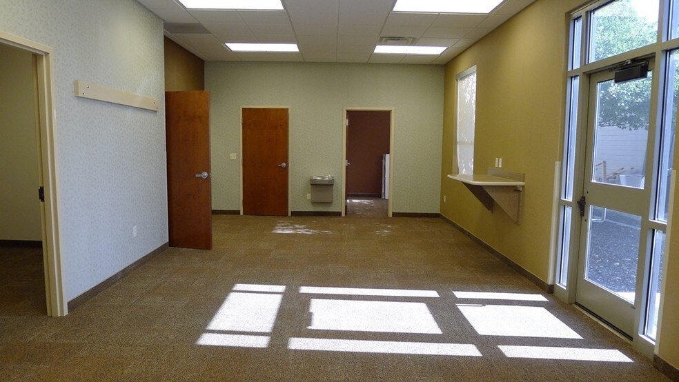 More Photos Of 210 W Georgia Ave, Nampa Medical For Lease