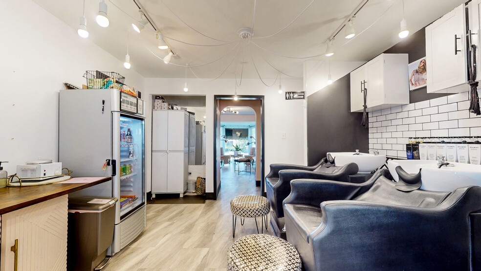 More Photos Of 143 Chenoweth Ln, Louisville Freestanding For Lease