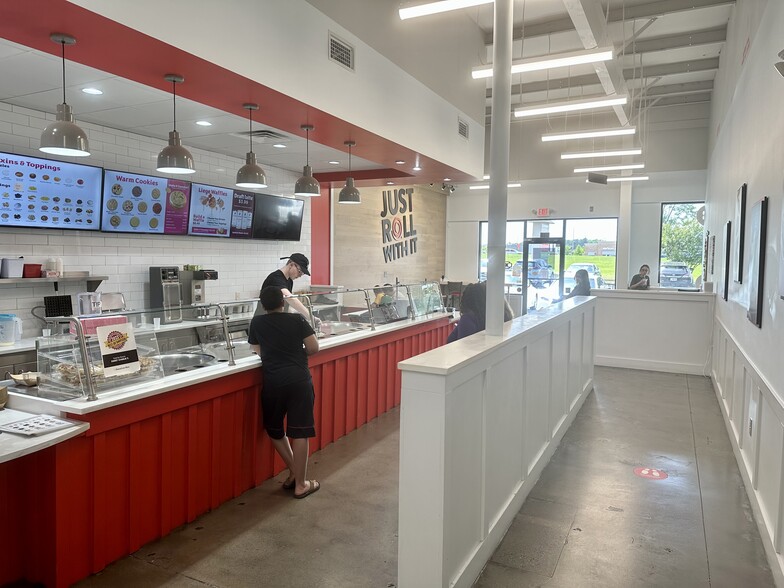 More Photos Of 391 Quill Dr, Dawsonville General Retail For Lease