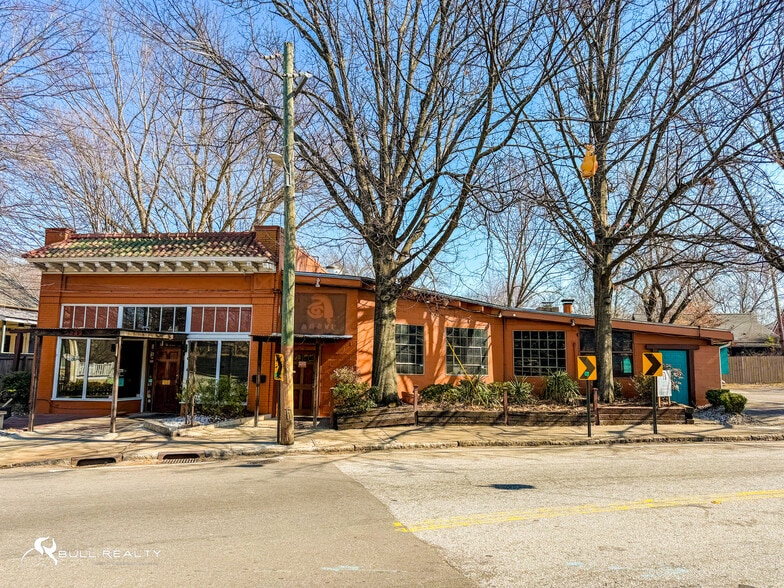 More Photos Of 242 SE Boulevard, Atlanta Restaurant For Sale