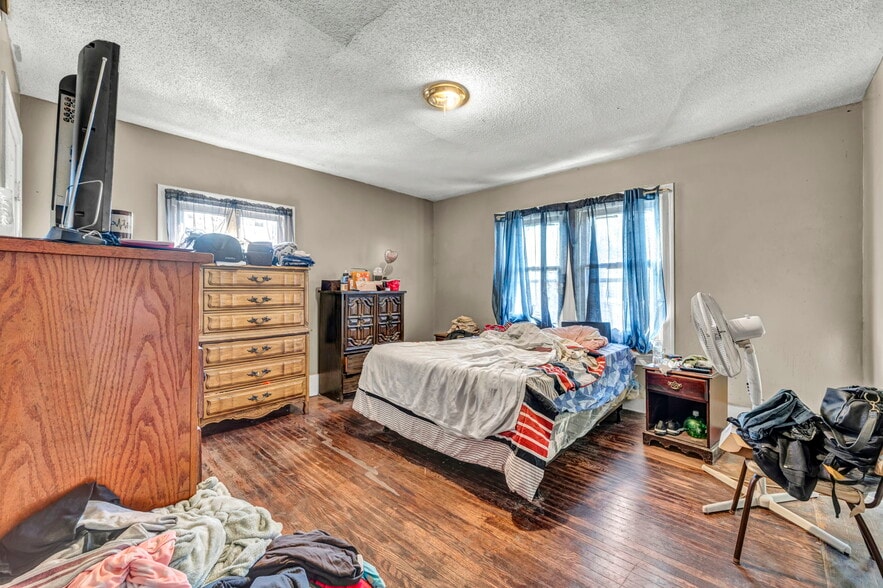 More Photos Of 2127 W 100th St, Cleveland Multifamily For Sale