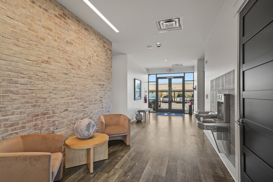 More Photos Of 4300 FM 2351 Rd, Friendswood Office For Lease