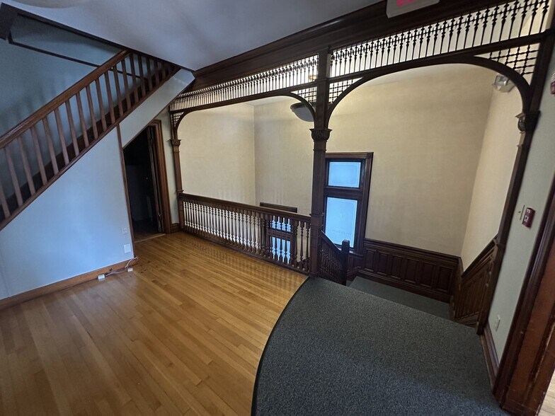 More Photos Of 1160 Main St, Buffalo Office For Sale