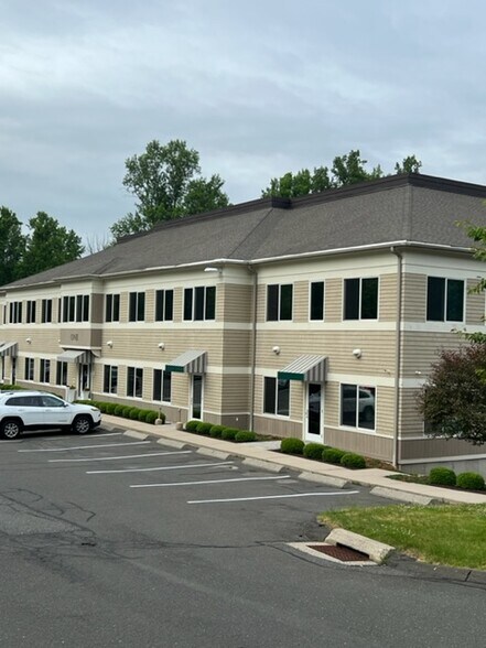 More Photos Of 1449 Old Waterbury Rd, Southbury Office For Sale