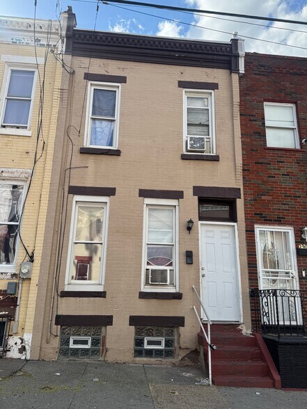 More Photos Of , Philadelphia Unknown For Sale