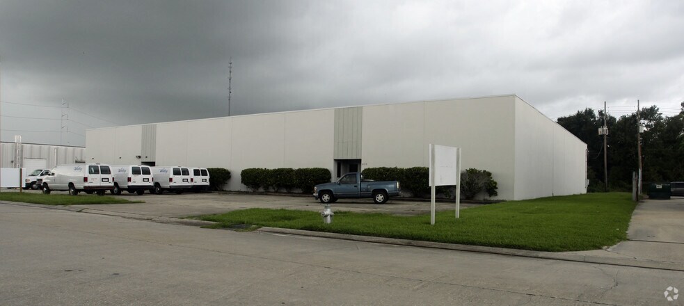 More Photos Of 4120-4126 Poche Ct W, New Orleans Warehouse For Sale