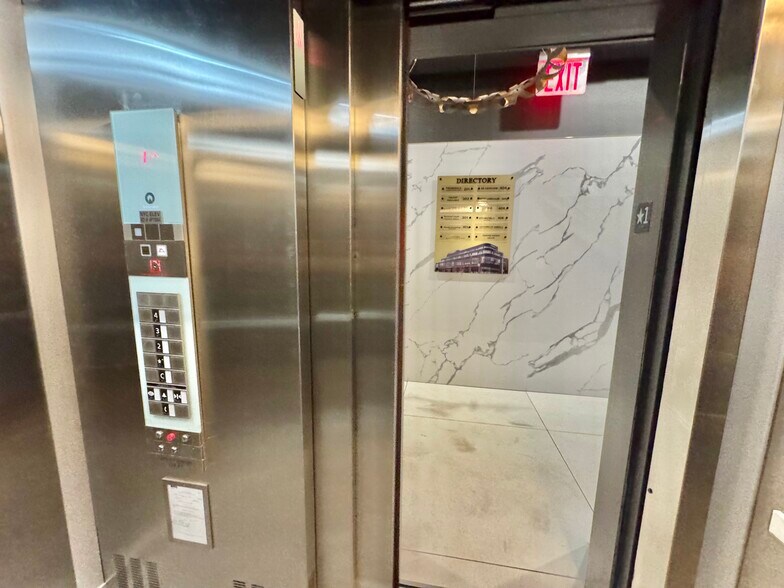 More Photos Of 251-73 Jericho Tpke, Bellerose Office For Sale