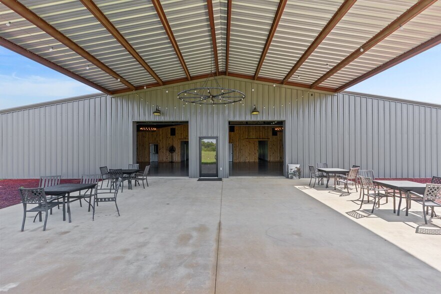 More Photos Of 11179 County Road 1, Enterprise Flex For Sale