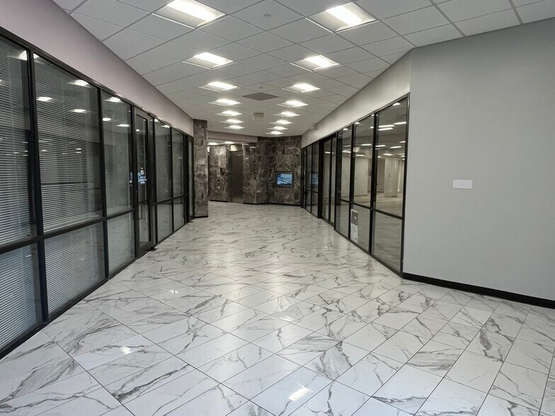 More Photos Of 13111 Westheimer Rd, Houston Office For Sale