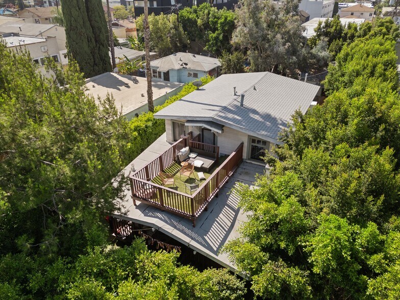 More Photos Of 5742 La Mirada Ave, Los Angeles Apartments For Sale