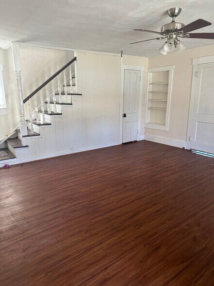 More Photos Of 579 Botetourt Rd, Fincastle Apartments For Sale