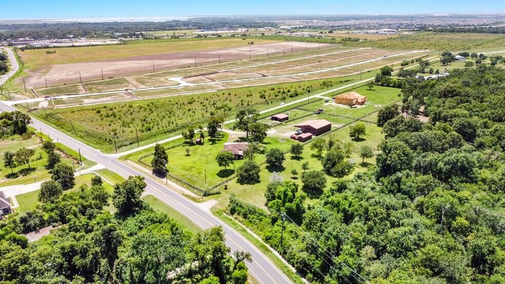 More Photos Of 0 Fm 565, Baytown Land For Sale