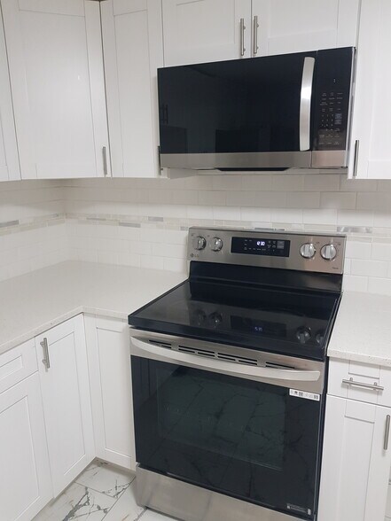 More Photos Of 311 58th Ave E, Bradenton Apartments For Sale