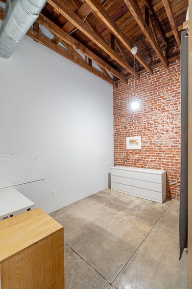 More Photos Of 821 Lime Ave, Long Beach Loft Creative Space For Sale